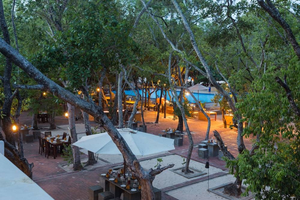 Nilaveli Beach Hotel 1