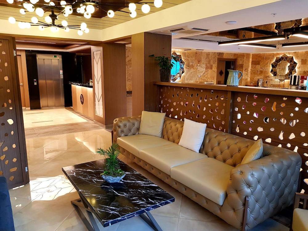 My Garden Hotel 2