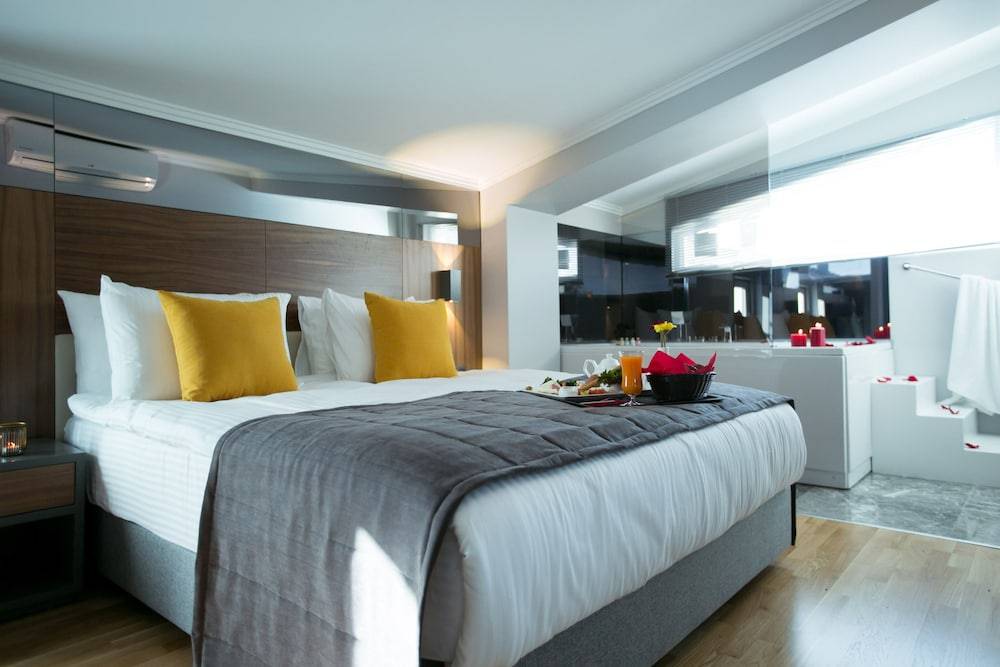Ankacity Suit Flat 1