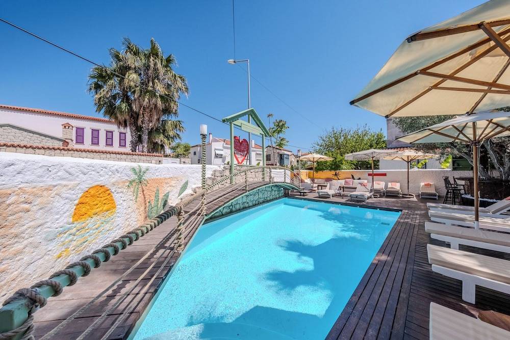 B House Alaçatı 1