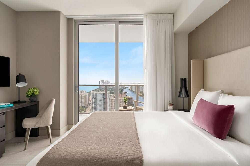 Espectacular Condo Esquina Beach House Hollywood Apartamento 1