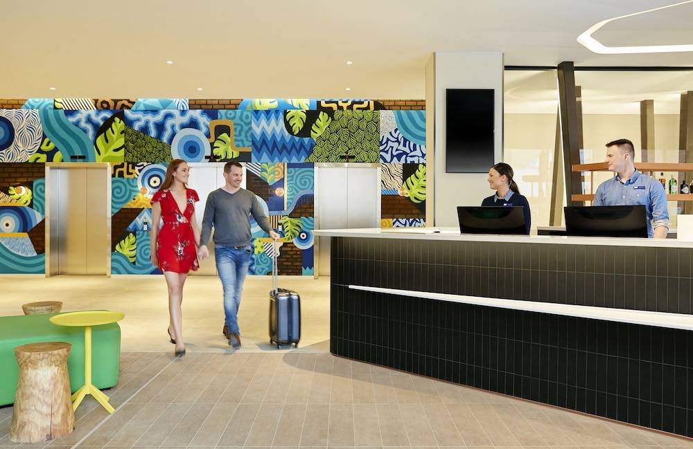 Holiday Inn Express ADELAIDE CITY CENTRE by IHG 1