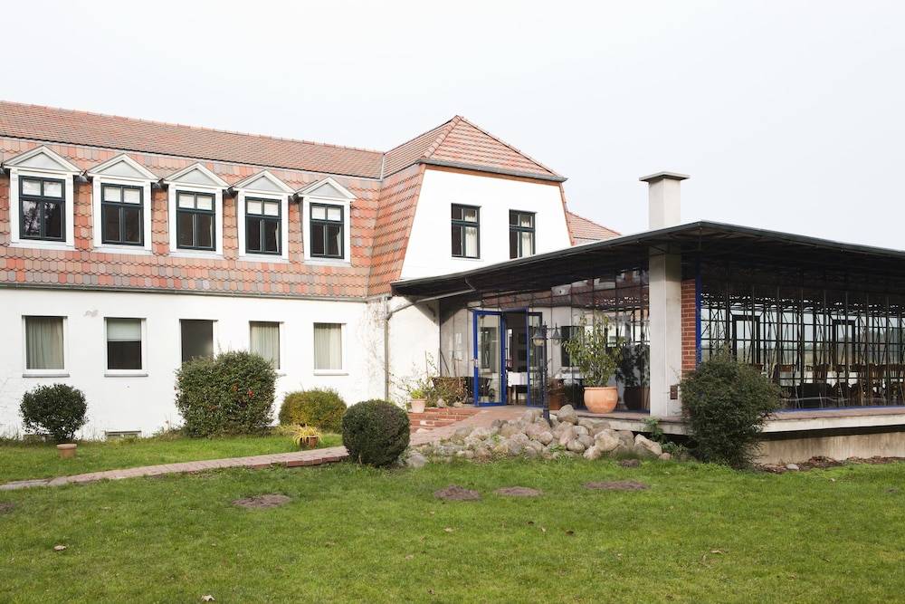 Gut Sarnow - Hotel und Restaurant 1