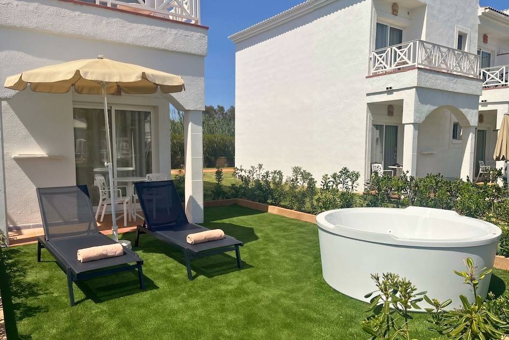 Garden Saladina - Adults Only 1