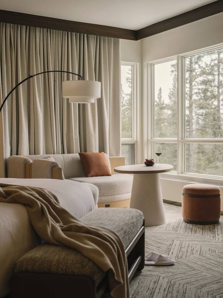 Rimrock Banff, Emblems Collection 2