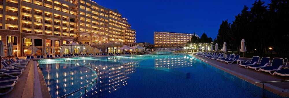 SOL by Meliá Nessebar Palace All Inclusive 1