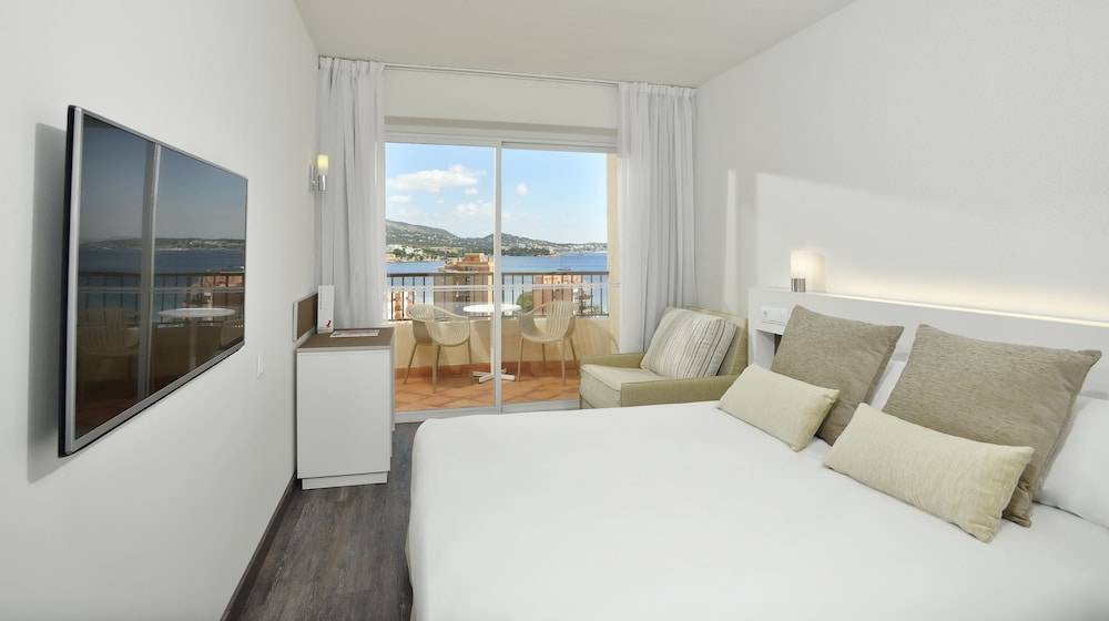 SOL by Meliá Palmanova Mallorca 2