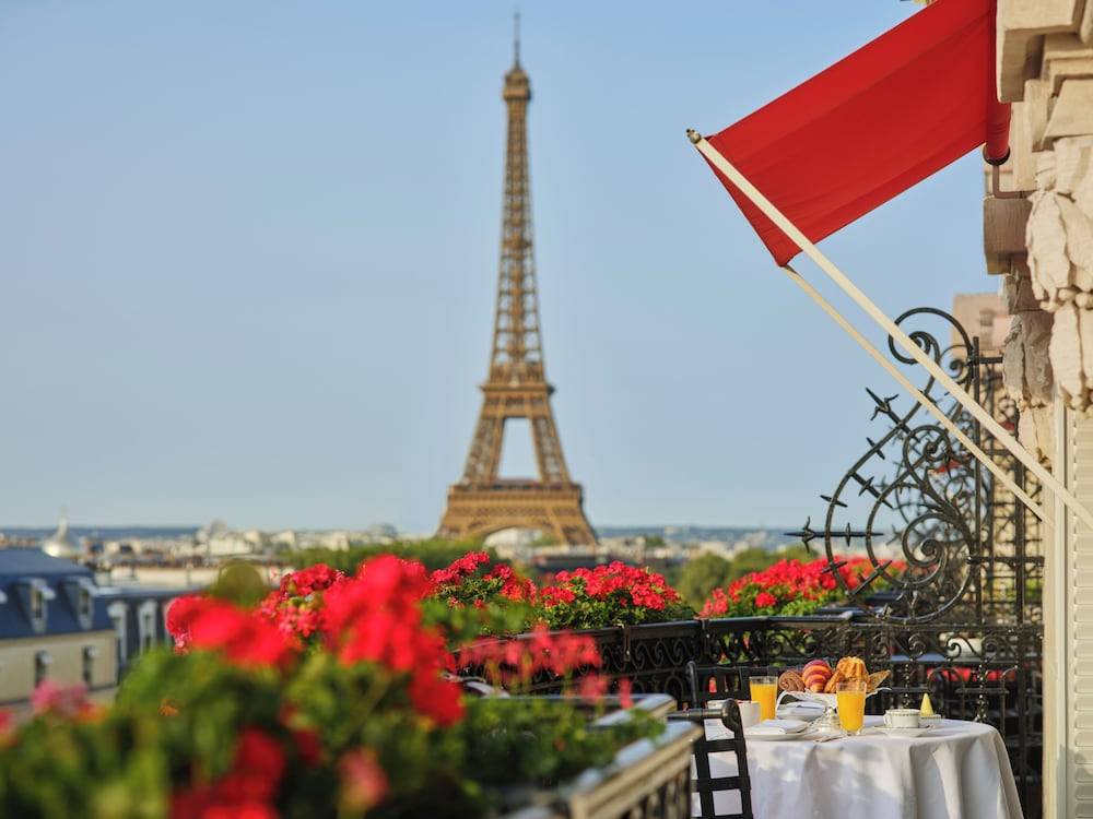 Hôtel Plaza Athénée - Dorchester Collection 1