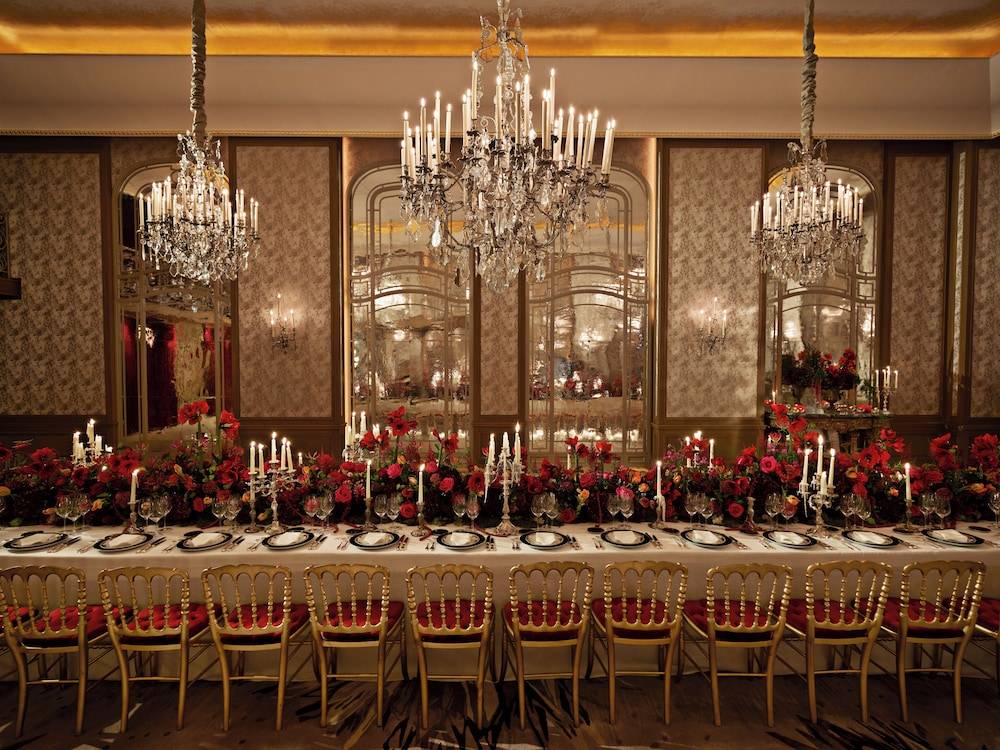 Hôtel Plaza Athénée - Dorchester Collection 2