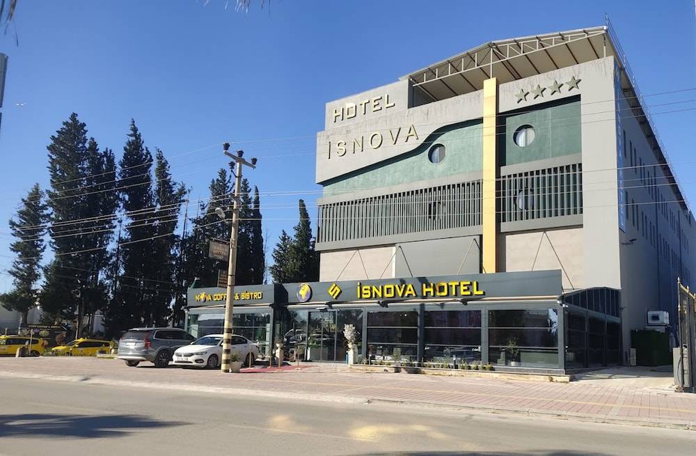 Isnova Hotel Airport 1