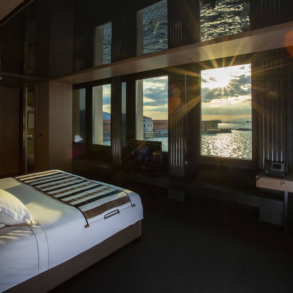 Key Hotel 1
