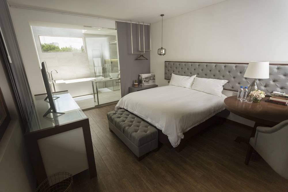 Cosmopolitano Hotel Boutique 1