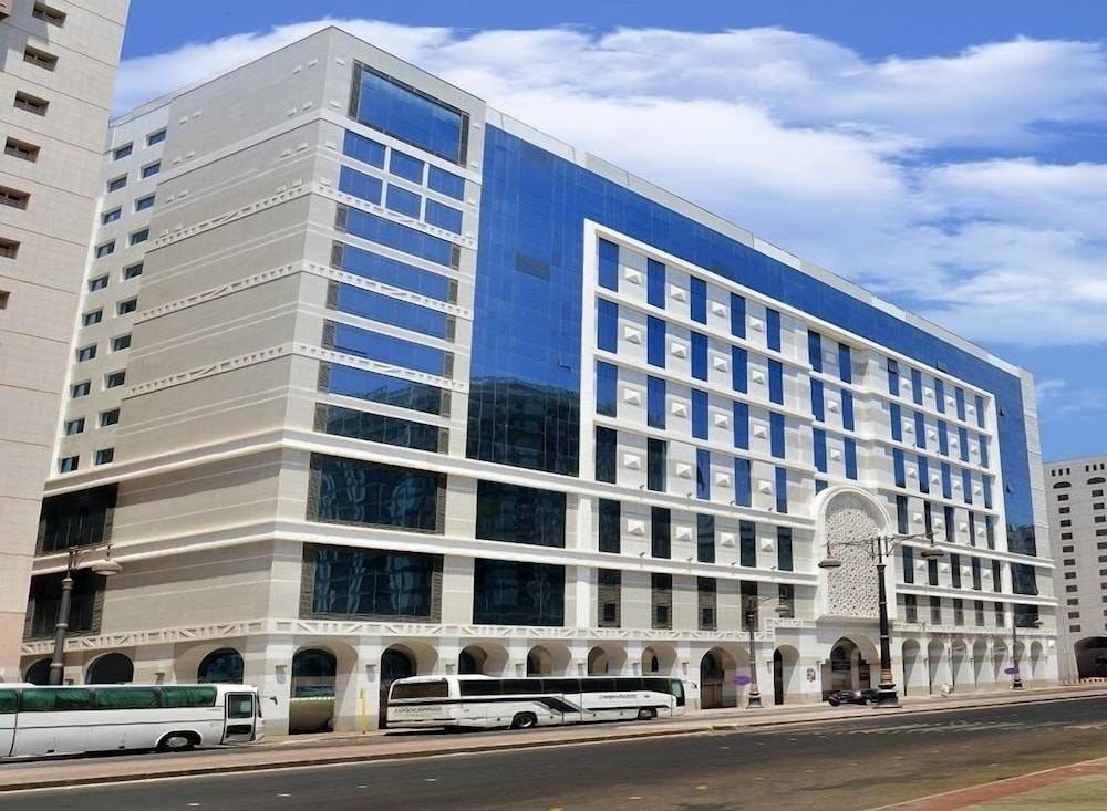Nozol Royal Hotel 1