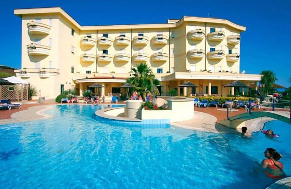 Sunshine Club Hotel Centro Benessere 1