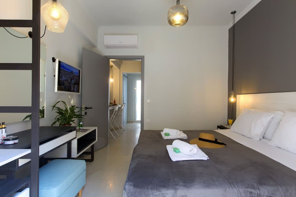 LOC HOSPITALITY Urban Suites 1