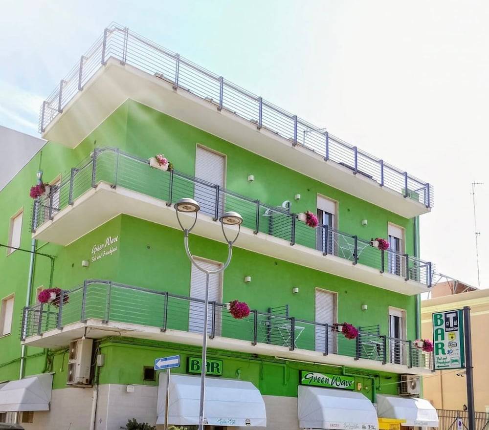 Green Wave 1