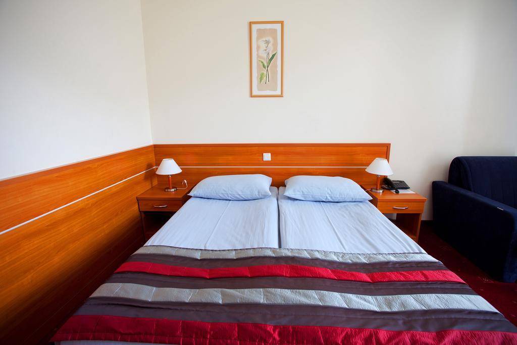 Hotel Creina 1