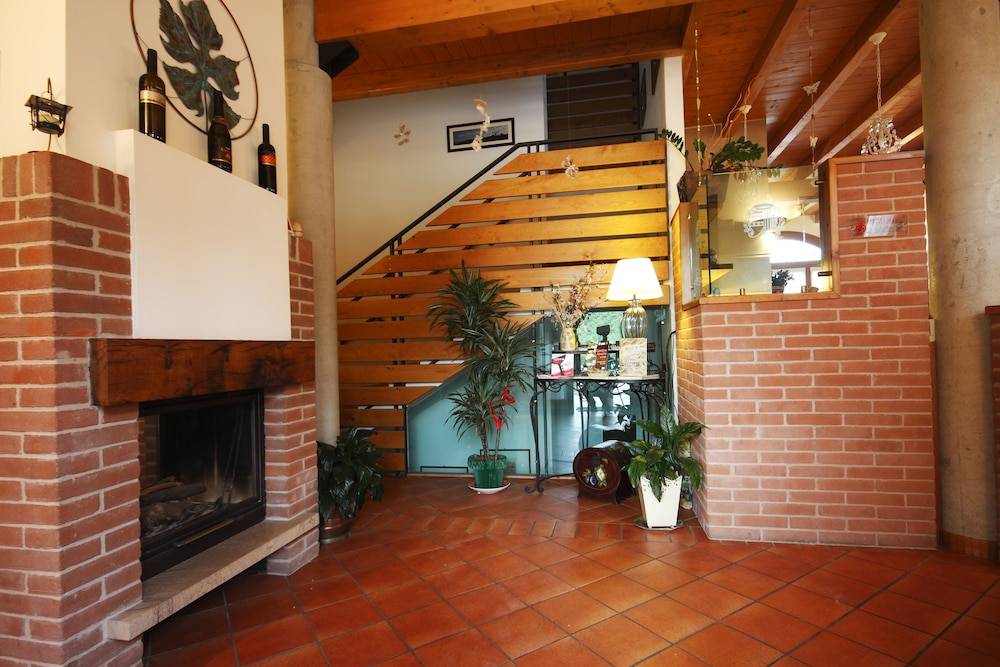 Agriturismo Gaggioli Borgo Delle Vigne 2