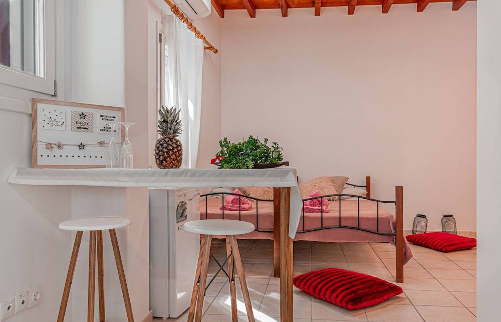 Dimelal Mykonos Town Apartments 1