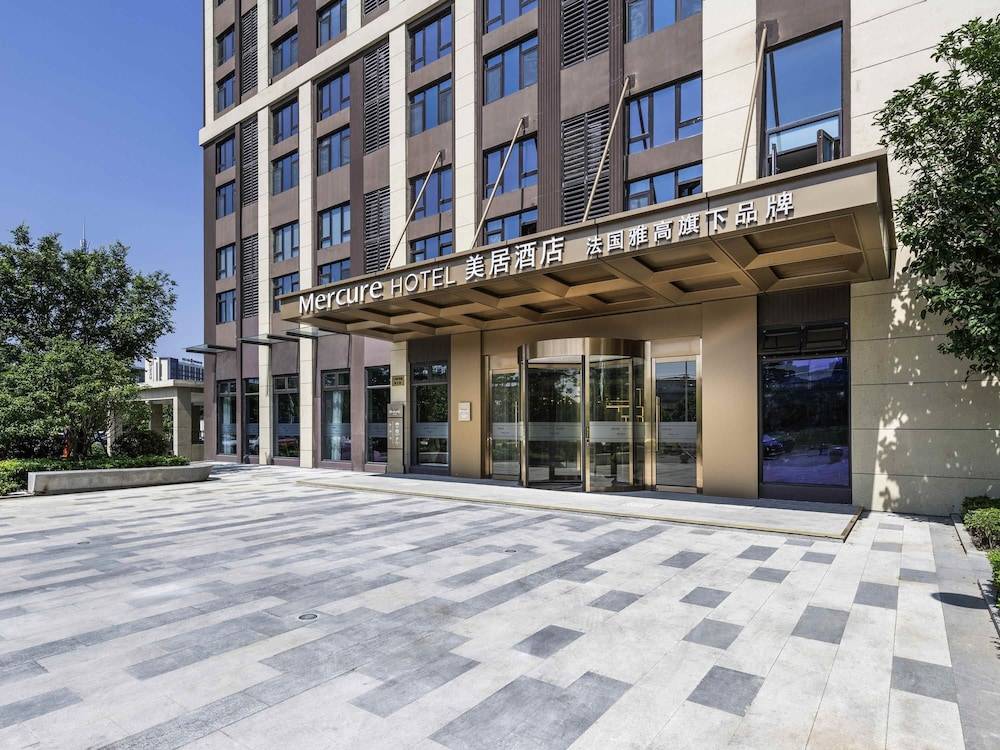 Mercure Shanghai Jiuting 1