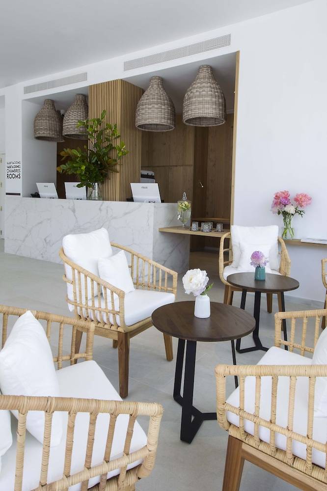 May Altafulla Beach Boutique Hotel 2