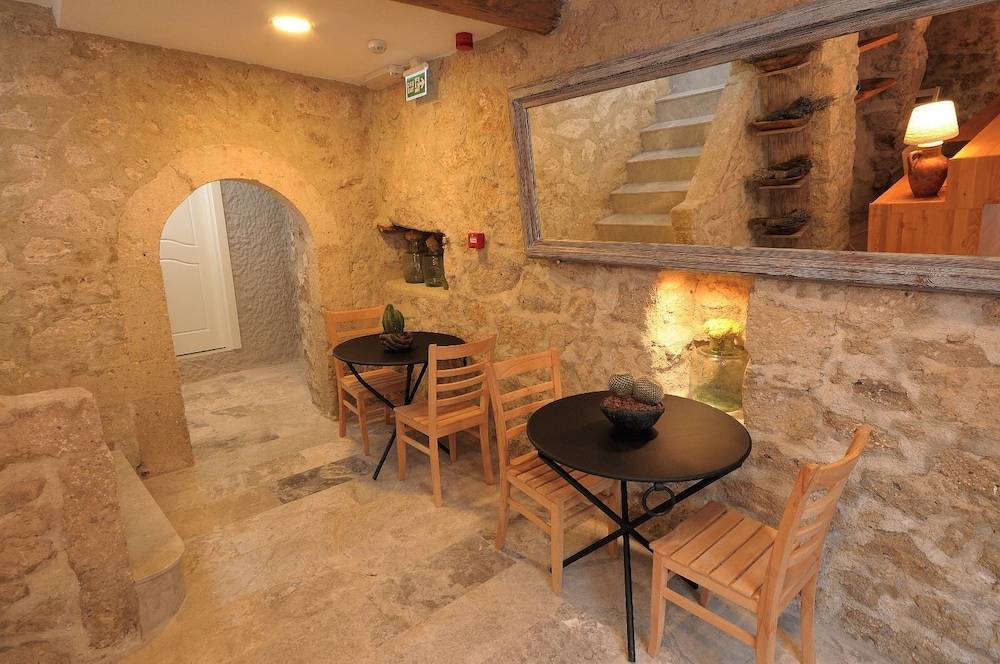 Selavi Hotel 2