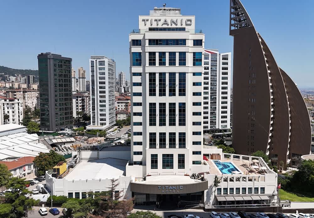 Titanic Business Kartal 1