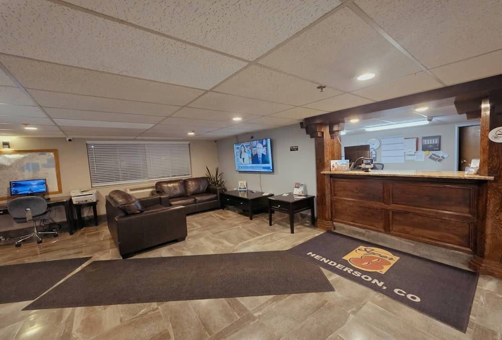 Super 8 By Wyndham Henderson North East Denver 2
