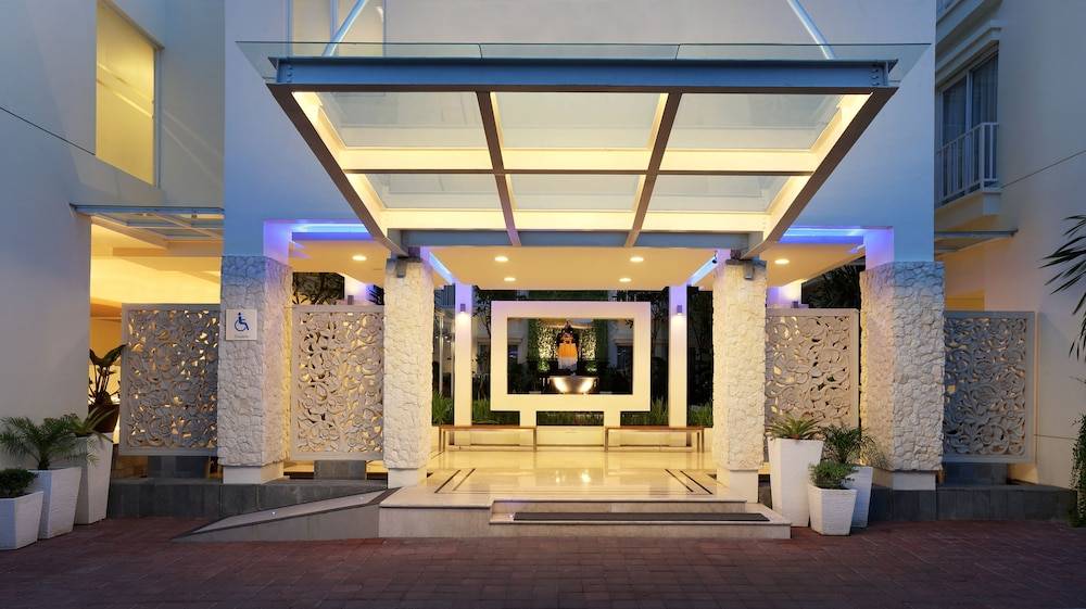 Zia Hotel Kuta 2