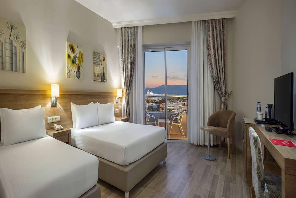 Ramada Resort By Wyndham Lara 2
