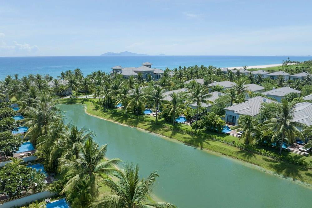 Danang Marriott Resort & Spa, Non Nuoc Beach Villas 1