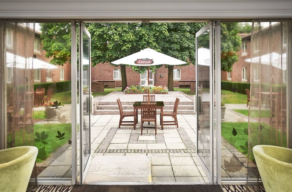 ORIDA Hotels Newbury 2