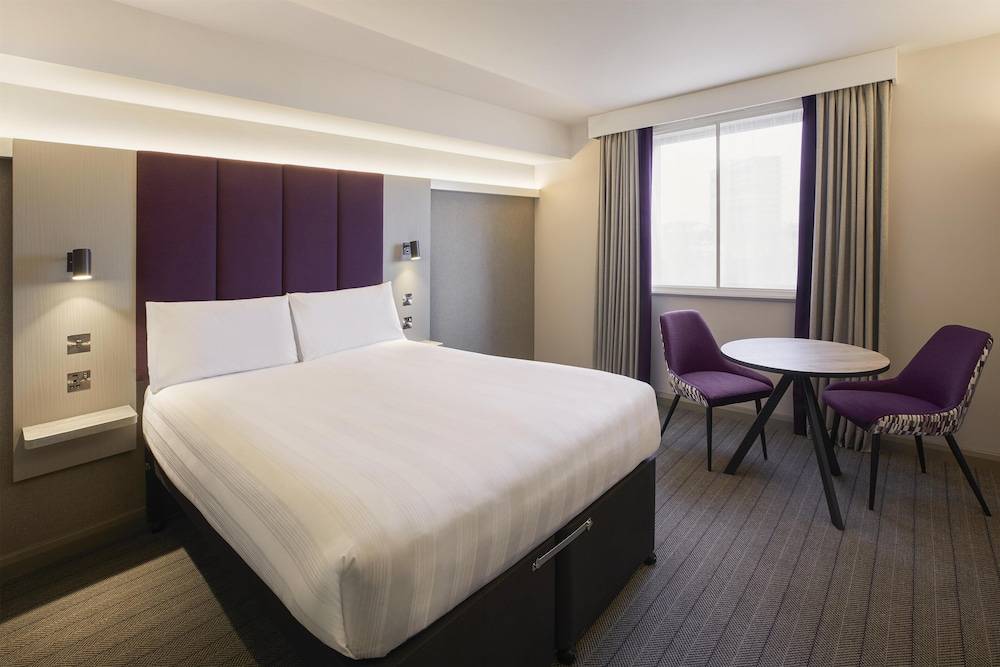 Premier Inn London Ilford - Newbury Park 2