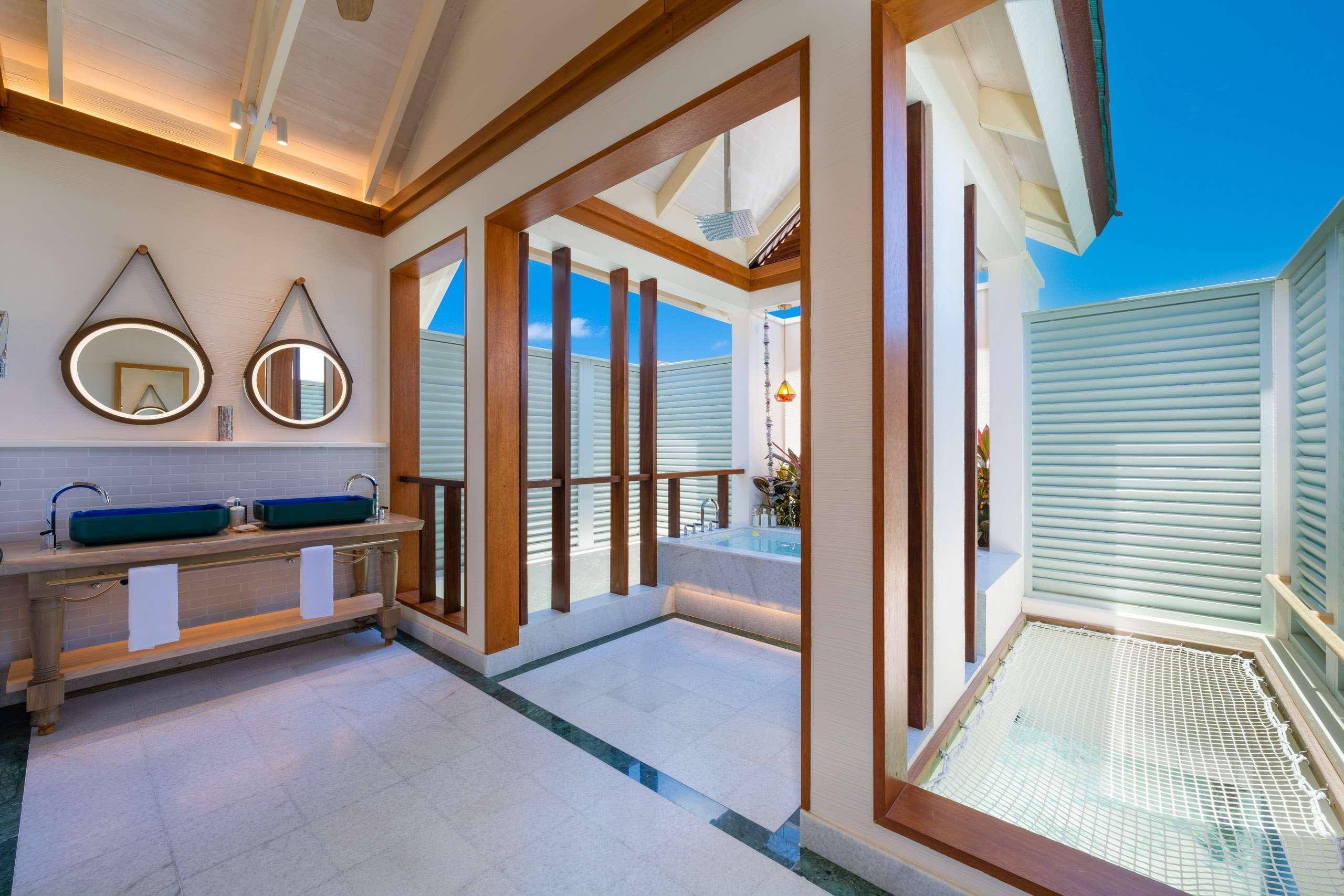 OBLU SELECT Lobigili - Premium All-Inclusive with Free Transfers 2