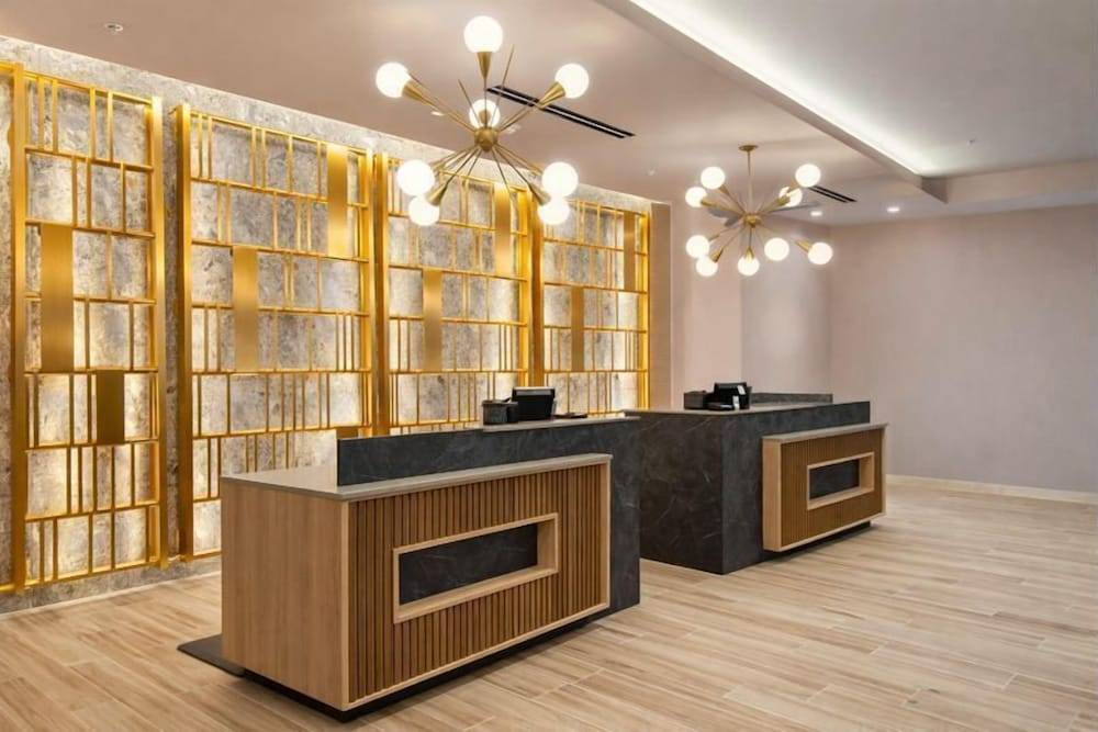 La Quinta Inn and Suites by Wyndham Leavenworth 2
