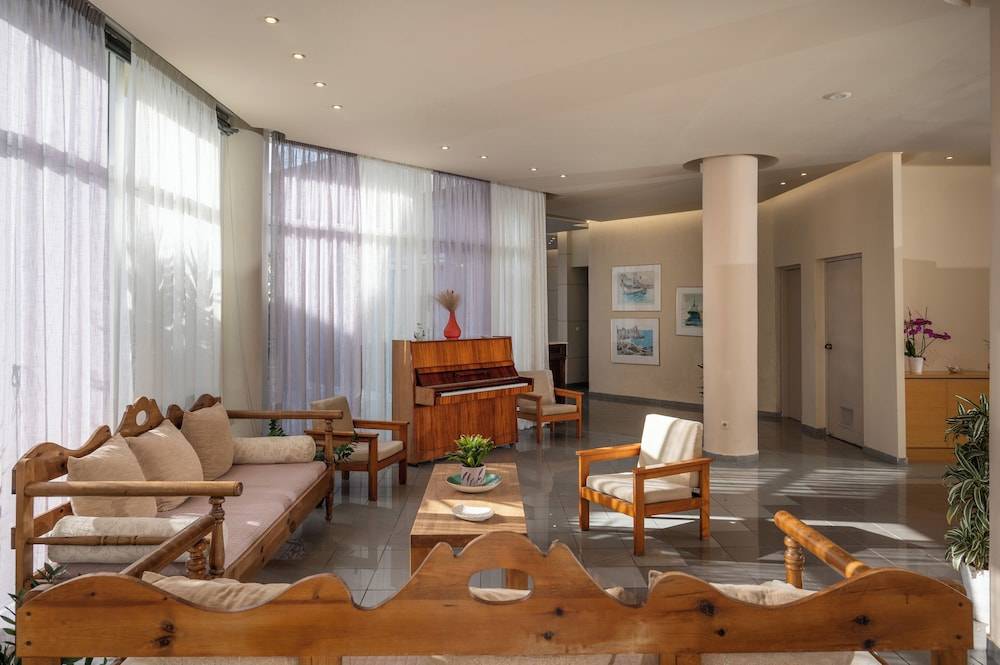Creteco Hotel & Suites 2