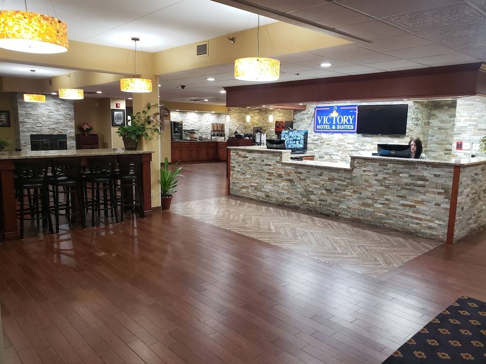 A Victory Hotel & Suites 2