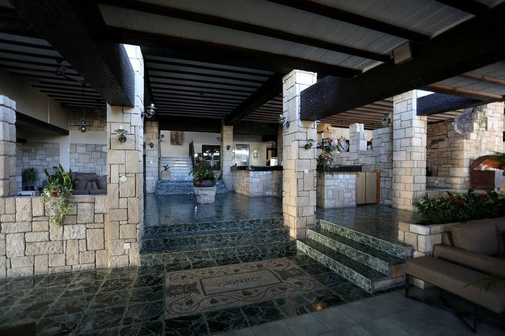Dionysos Central Hotel 2