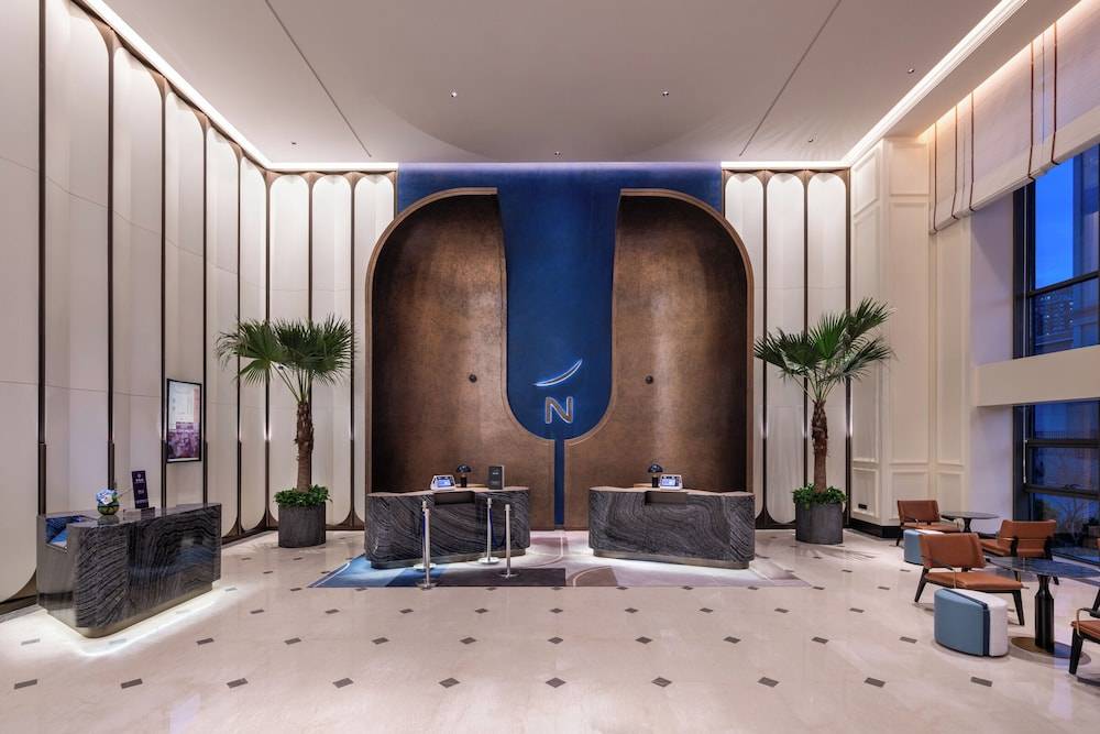 Novotel Shanghai JingAn 2