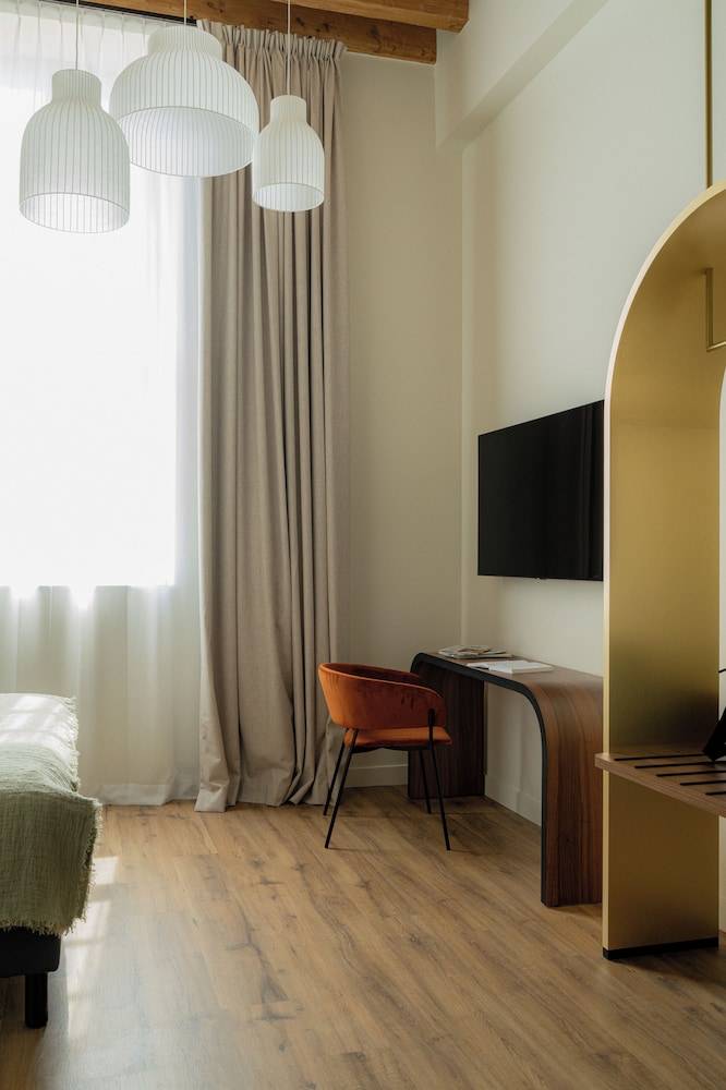 Hôtel Fort St Laurent Lyon - Handwritten Collection 2