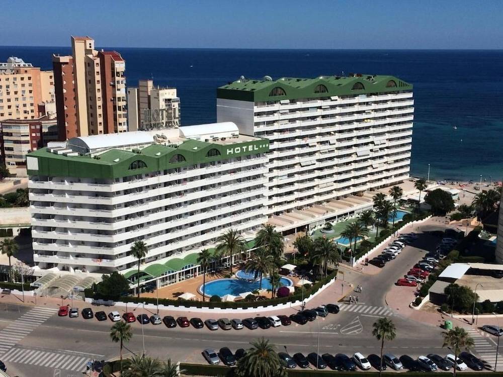 AR Roca Esmeralda & SPA Hotel 1