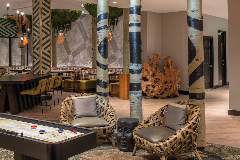 Hotel Paradox, Autograph Collection 2