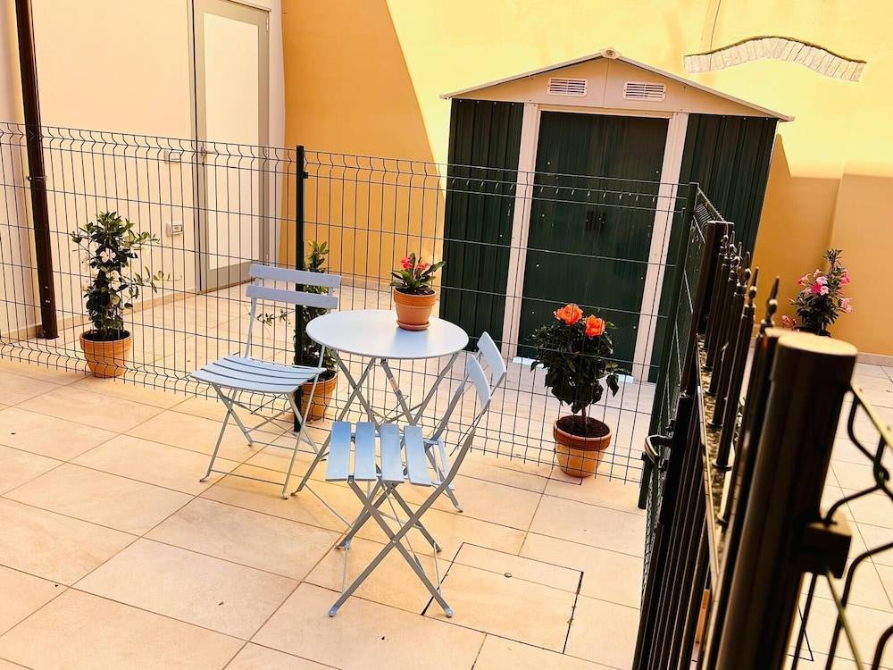 SMART SUITES FORLI 1