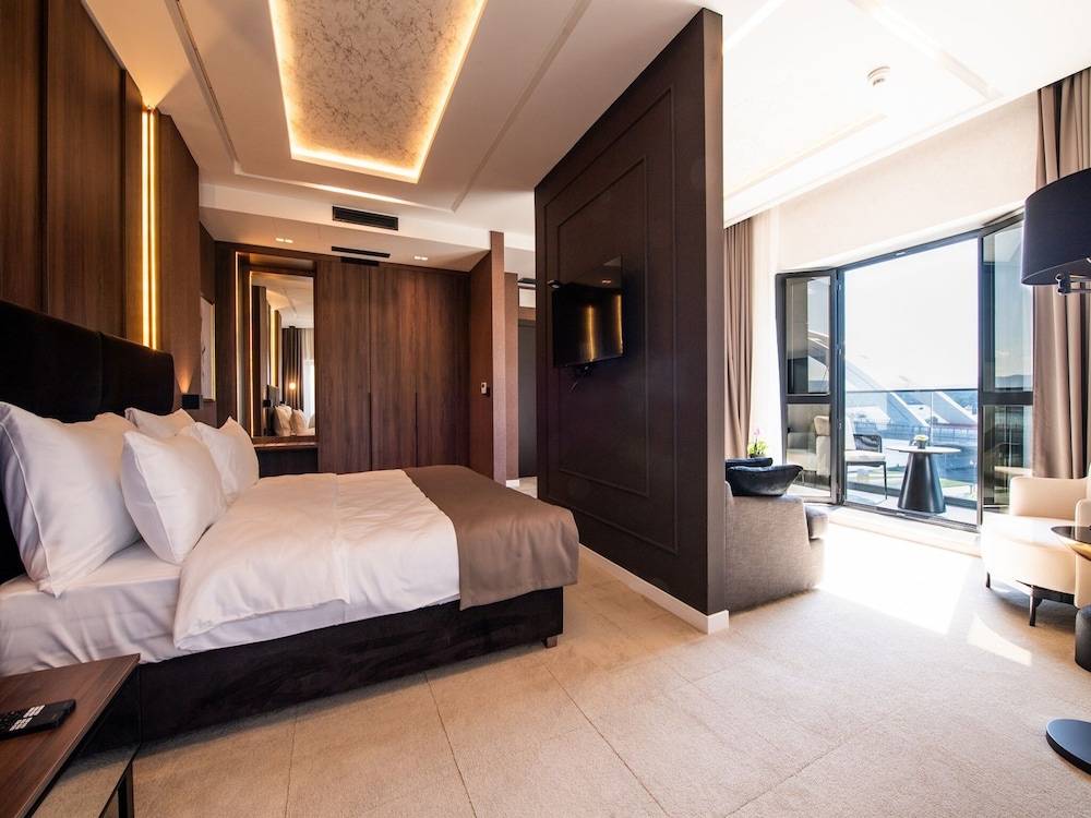Premium hotel 1
