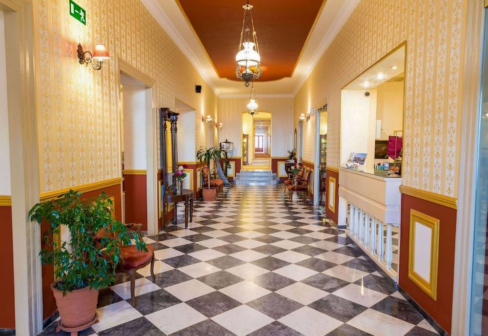 Halepa Hotel 2