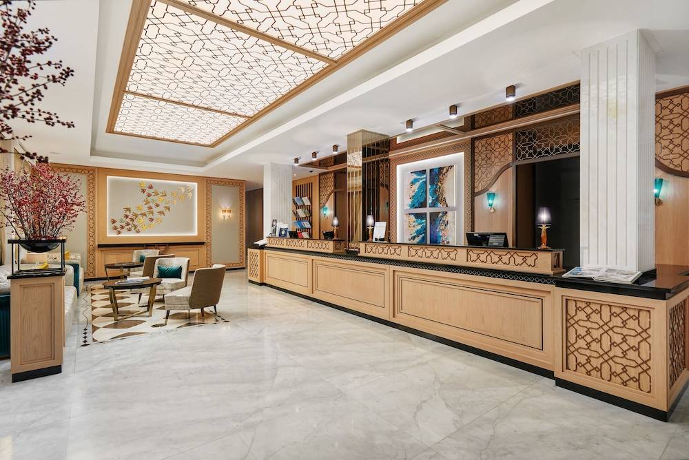 Crowne Plaza Budva by IHG 2