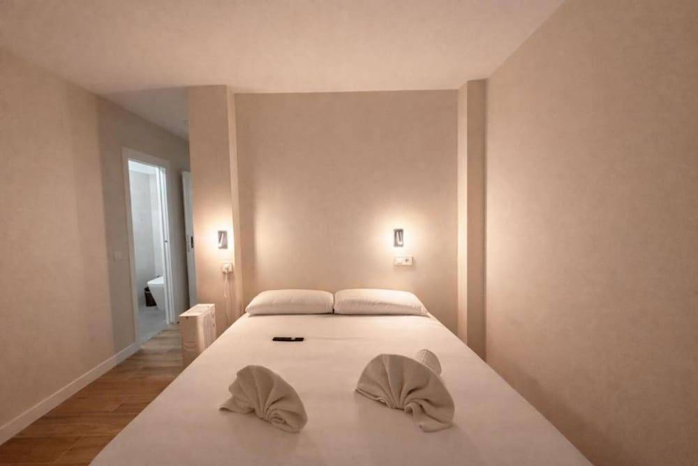 Hostal Ramon y Cajal 1