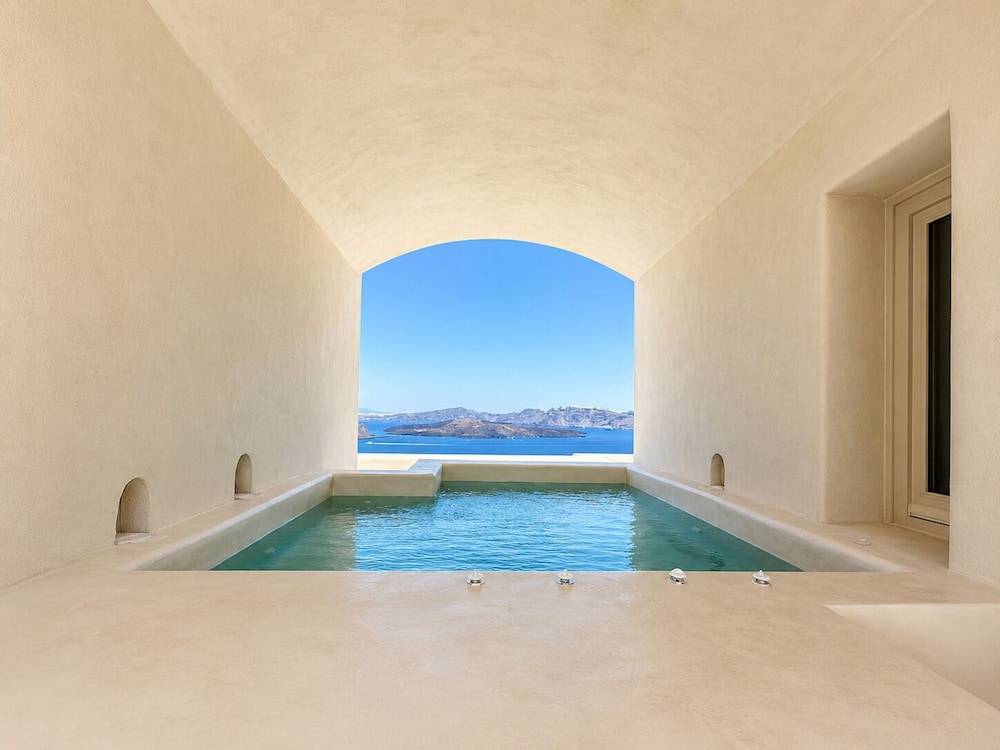 Vespera Private Luxury Suites 1