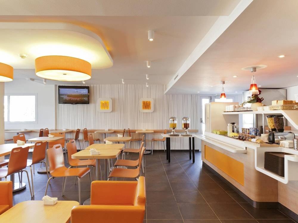 ibis Budget Gennevilliers Asnières - Rénové en 2025 1