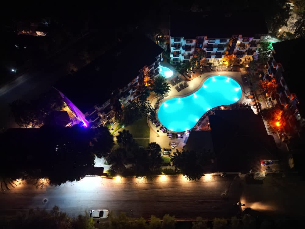 LEMAS SUITE HOTEL 1